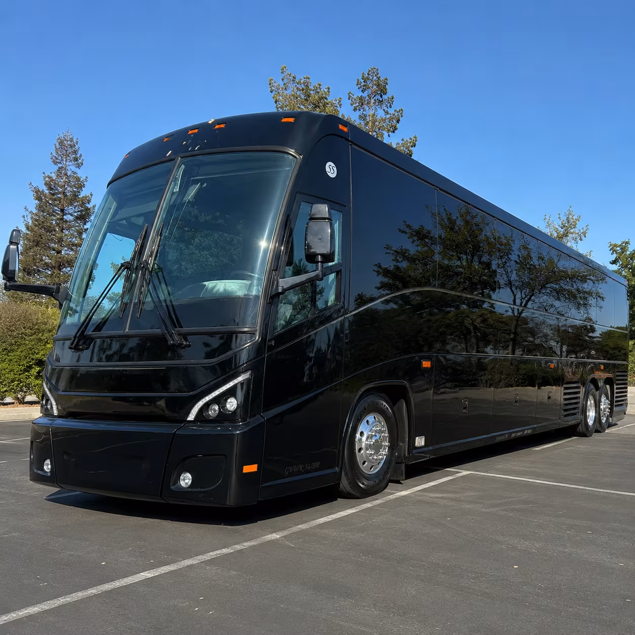 gerald r ford international airport grr charter bus shuttle service