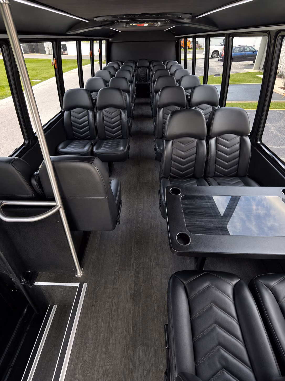 grand rapids 20 passenger minibus interior
