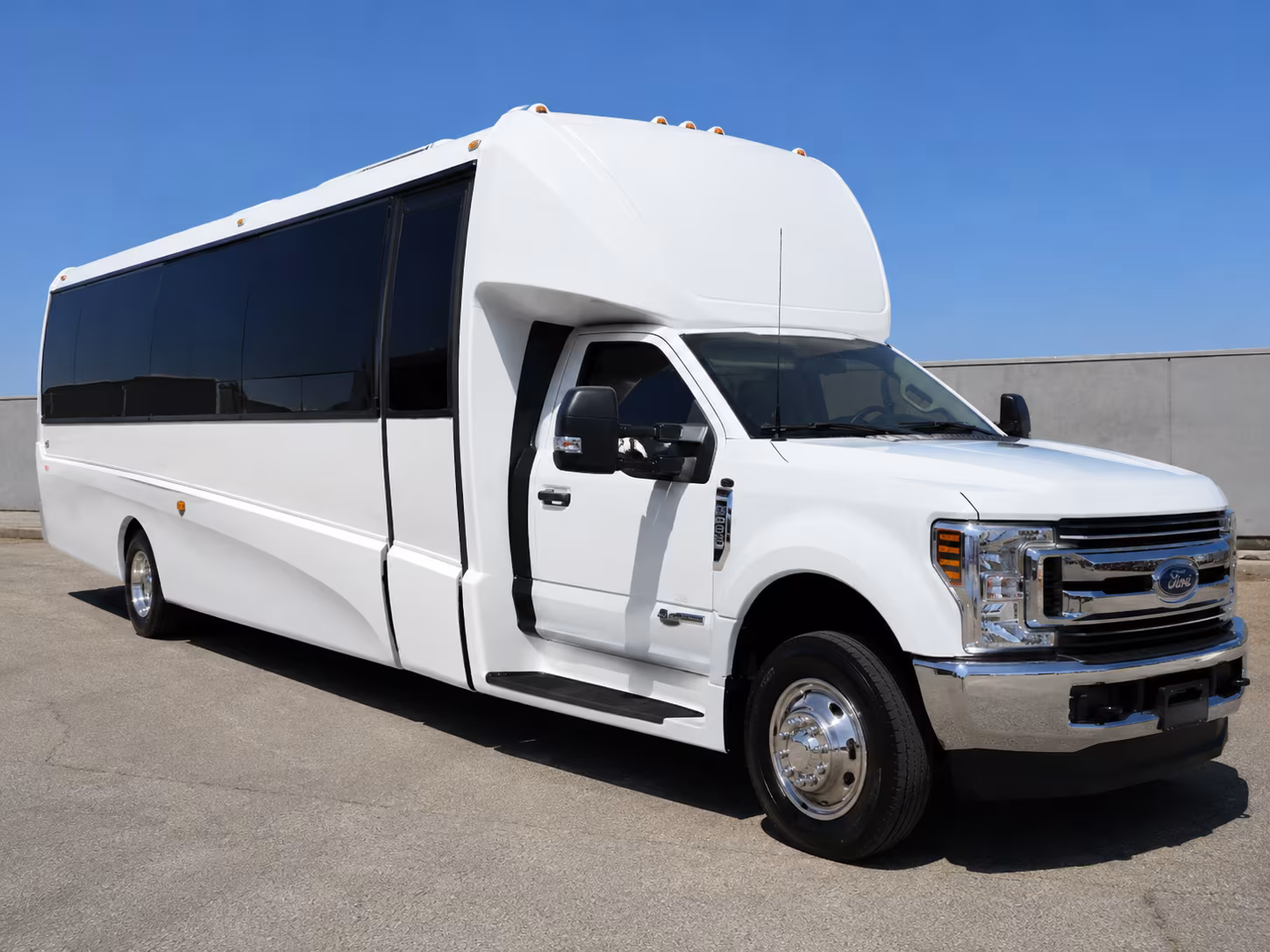 grand rapids charter buses for corporate events and convention groups