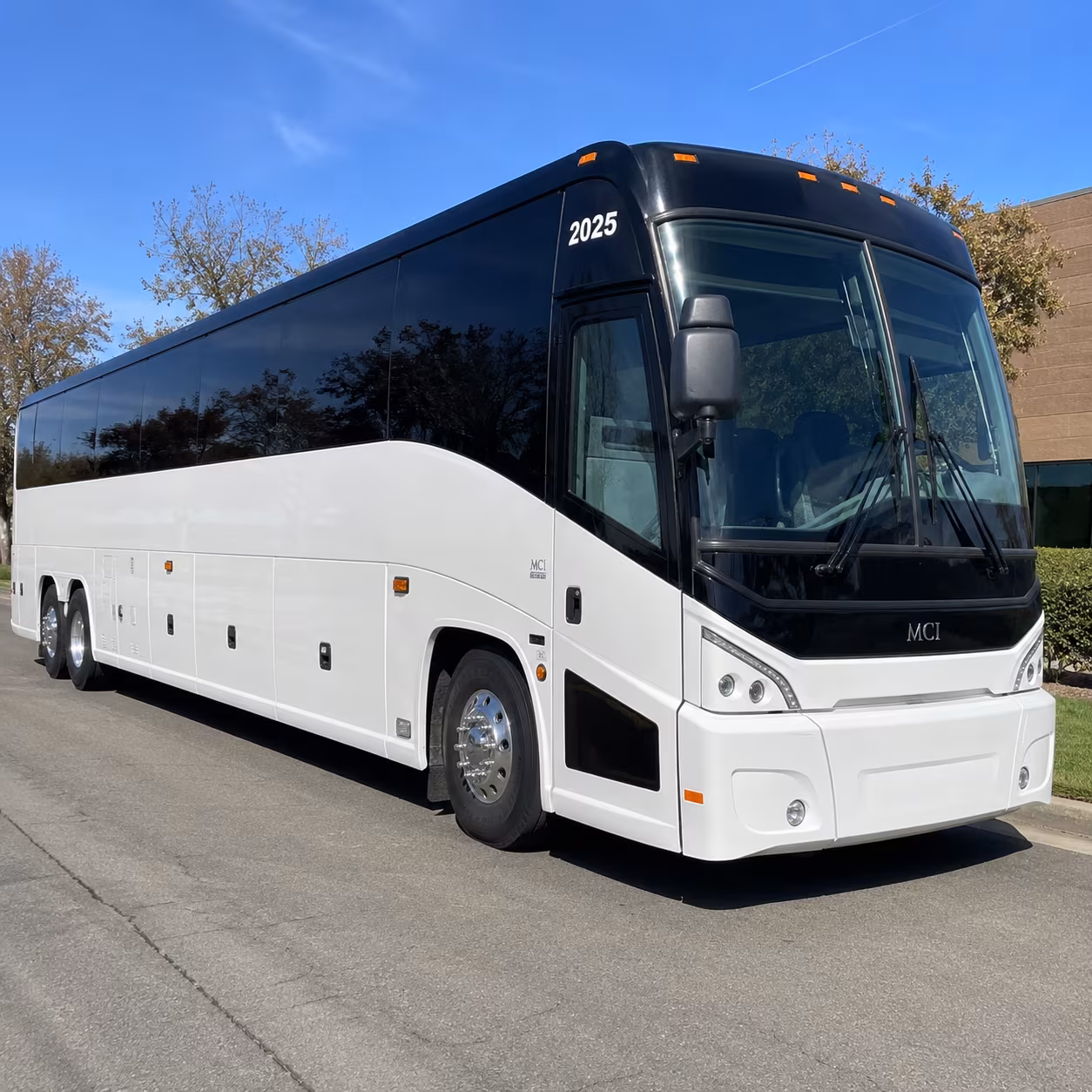 out of state charter bus service from grand rapids to indiana and ohio