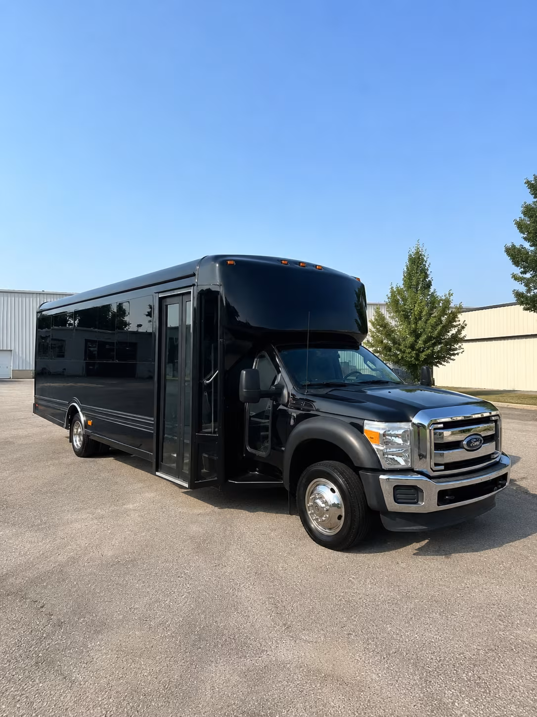 party bus rentals for grand rapids area proms at forest hills rockford and east kentwood