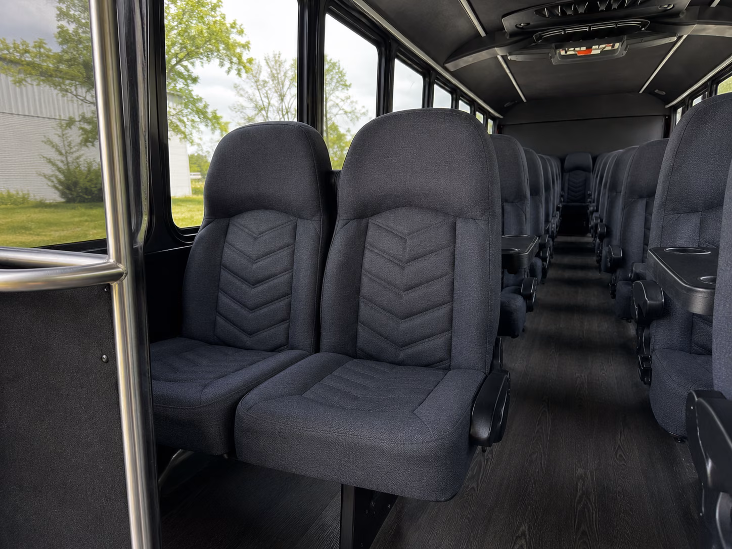 shuttle buses for grand rapids wedding guests between hotels and venues